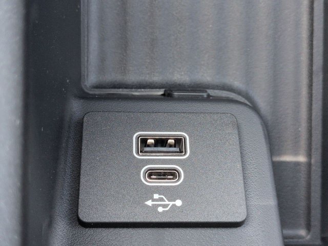 New 2027 Ford Expedition King Ranch RWD image 23