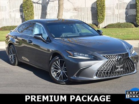 Used 2025 Lexus ES 300h 300h image 1