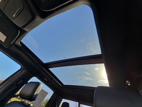 Certified 2023 Ford F150 Lariat w/ Equipment Group 502A High image 22