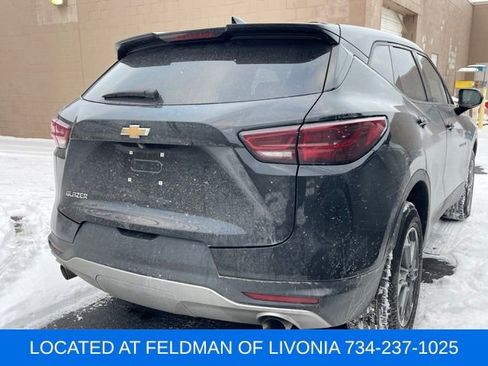 Used 2025 Chevrolet Blazer LT image 3