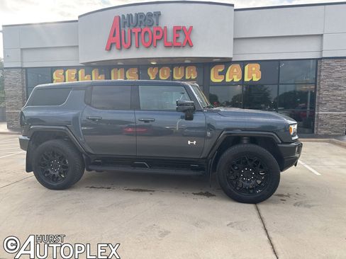 Used 2025 GMC Hummer EV 2X AWD/4WD image 1