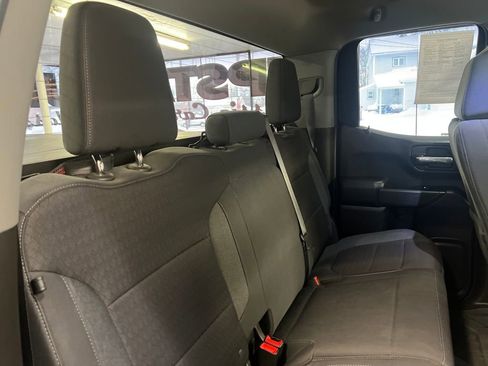 Used 2021 Chevrolet Silverado 1500 LT w/ Z71 Off-Road Package image 43