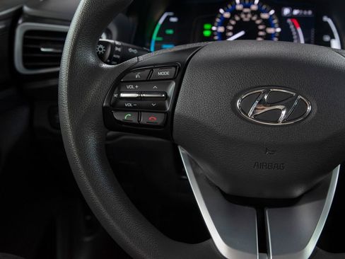 Used 2018 Hyundai Ioniq Blue image 24