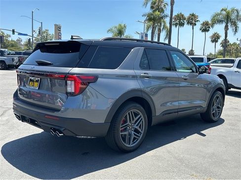 New 2025 Ford Explorer ST image 6