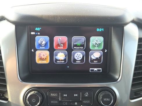 Used 2018 Chevrolet Suburban Premier image 36