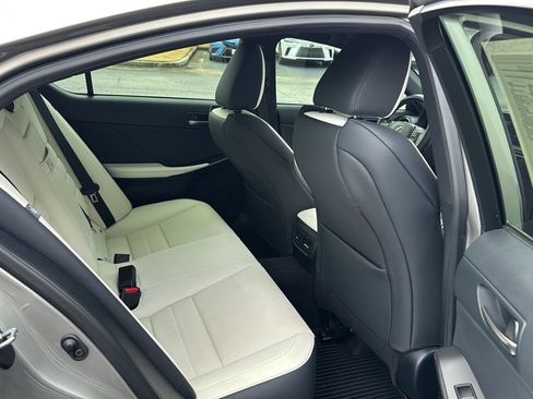 Certified 2023 Lexus IS 350 F Sport image 11