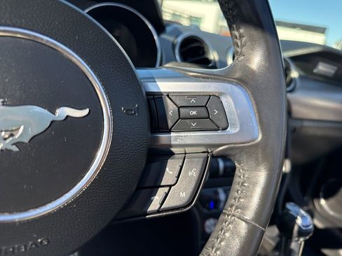 Used 2022 Ford Mustang Premium image 15