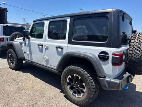 Used 2024 Jeep Wrangler Unlimited Rubicon 4xe AWD/4WD image 8