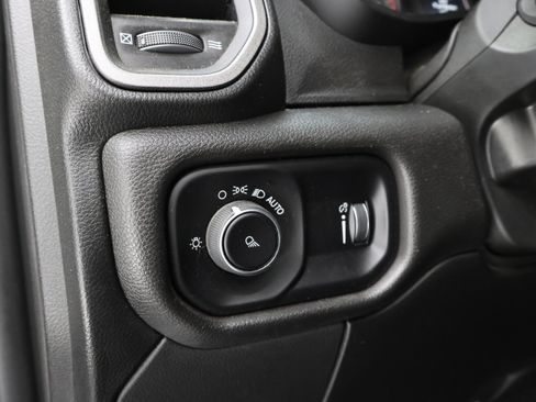 Used 2024 RAM 3500 Tradesman w/ Chrome Appearance Group image 42