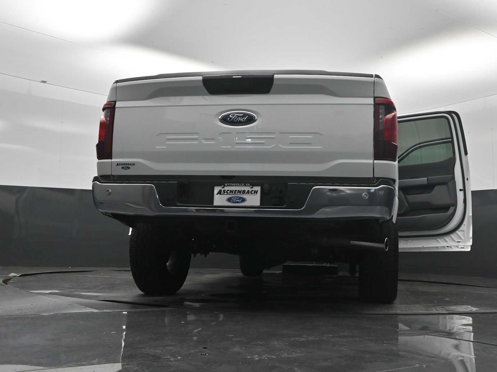 Certified 2025 Ford F150 XLT w/ Equipment Group 301A Standard AWD/4WD image 57