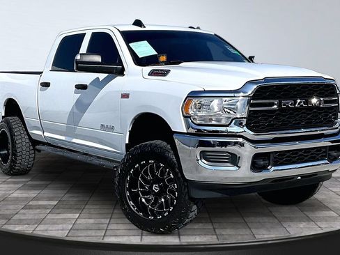 Certified 2022 RAM 2500 Tradesman w/ Chrome Appearance Group AWD/4WD image 38