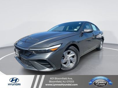 Used 2024 Hyundai Elantra SE