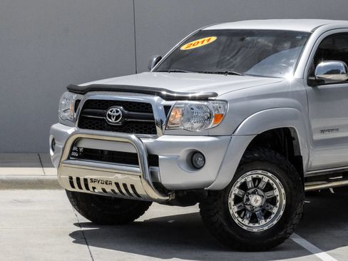 Used 2011 Toyota Tacoma 4x4 Double Cab w/ SR5 Pkg #2 image 7