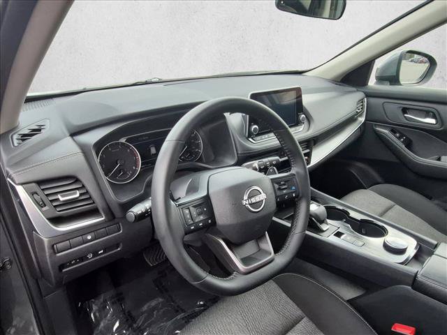 Used 2026 Nissan Rogue SV AWD/4WD image 10