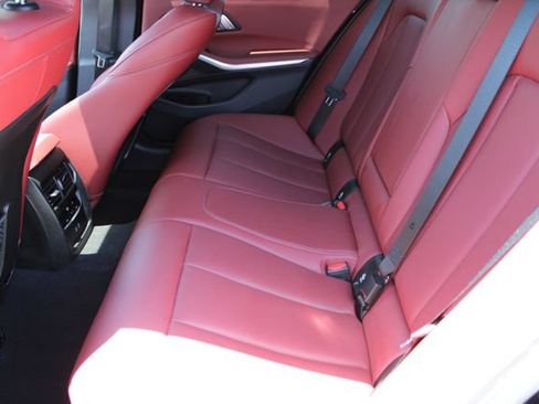 Used 2023 BMW 330i Sedan w/ Convenience Package RWD image 37