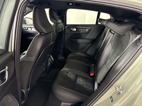 Used 2023 Volvo C40 P8 Recharge Plus AWD/4WD image 20