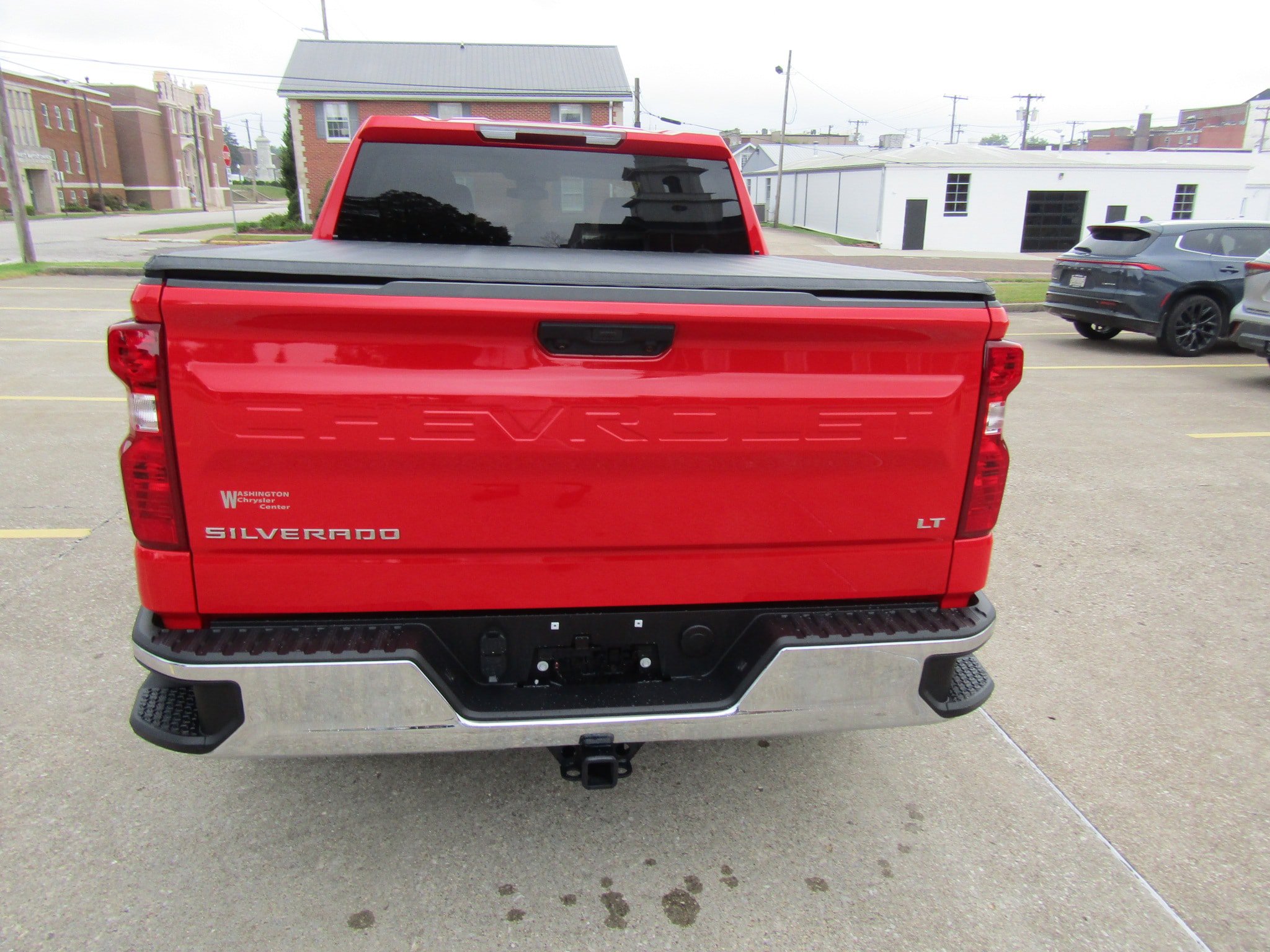 Used 2025 Chevrolet Silverado 1500 LT AWD/4WD image 4