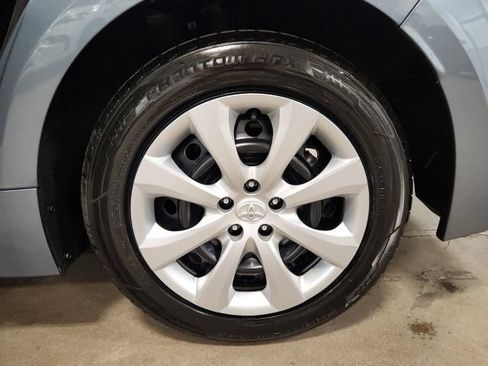 Used 2024 Toyota Corolla LE FWD image 24