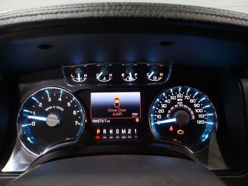 Used 2012 Ford F150 Lariat w/ Lariat Chrome Pkg image 31