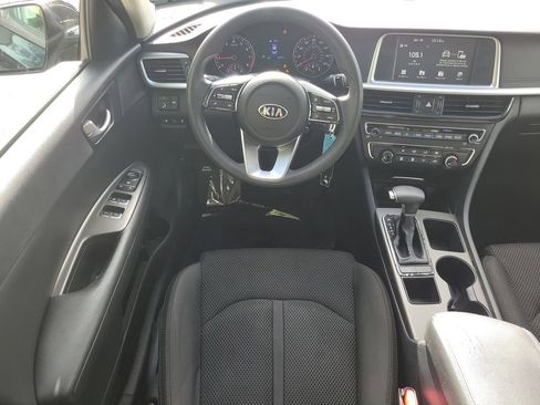 Used 2019 Kia Optima LX image 18