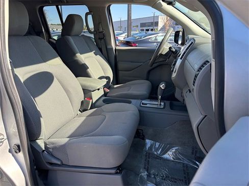 Used 2018 Nissan Frontier SV w/ Value Truck Package image 21