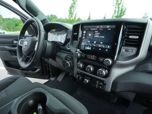 New 2026 RAM 1500 Express AWD/4WD image 34