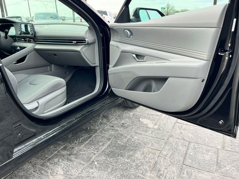 New 2026 Hyundai Elantra Sport w/ Cargo Package FWD image 21