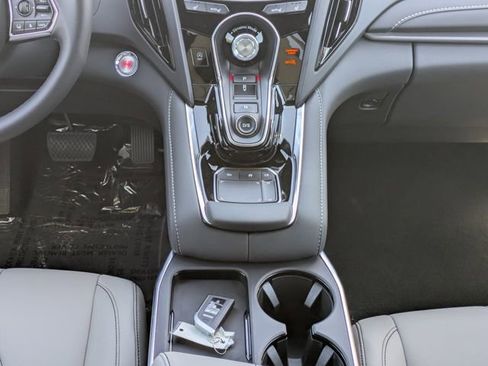 New 2025 Acura RDX SH-AWD image 25