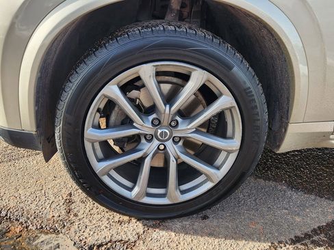 Used 2016 Volvo XC90 T6 Momentum image 10