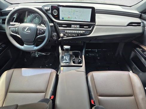 Certified 2025 Lexus ES 300h w/ Premium Package FWD image 17