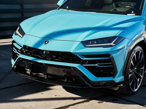 Used 2021 Lamborghini Urus image 5