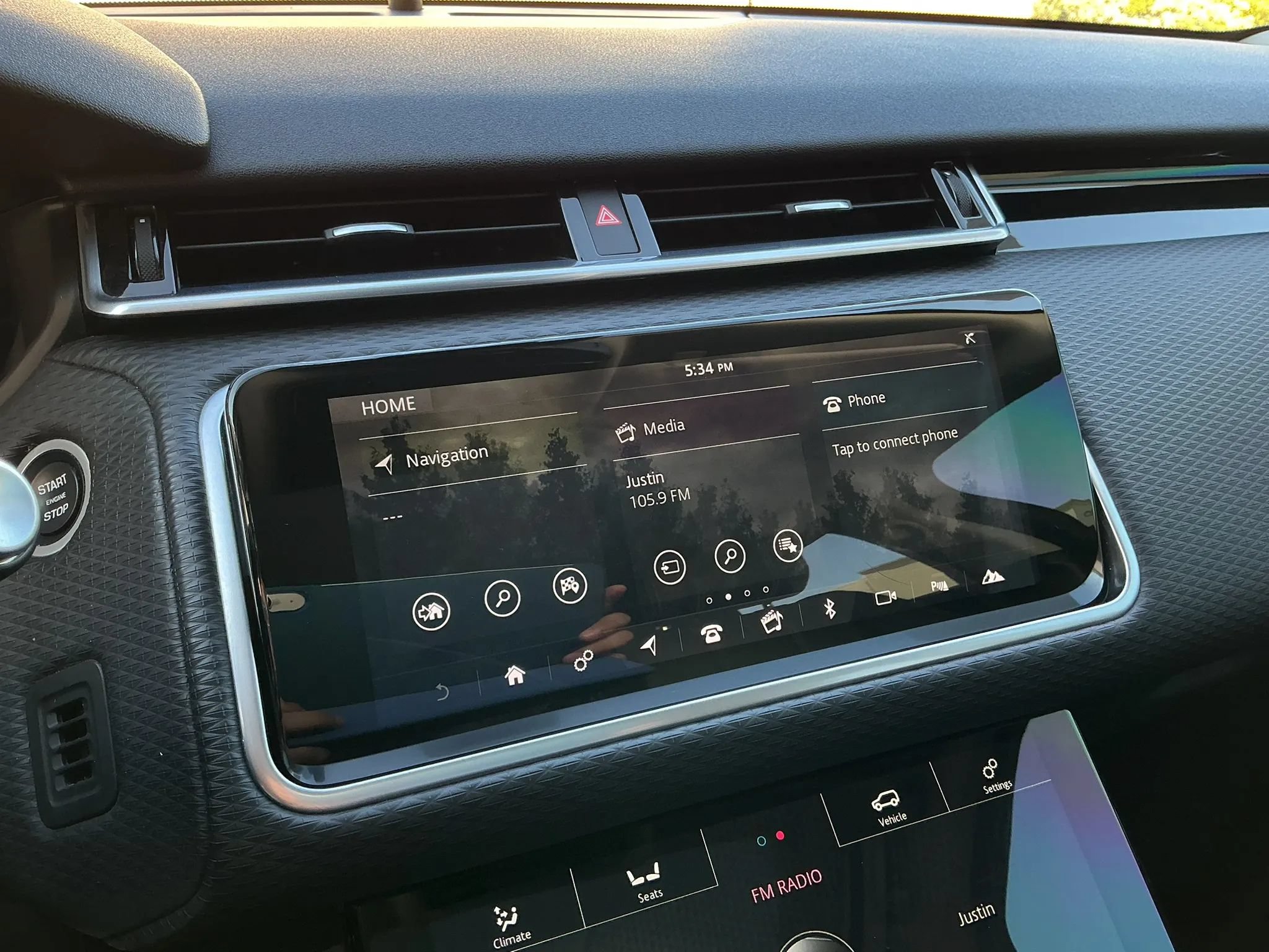 Used 2019 Land Rover Range Rover Velar S AWD/4WD image 24