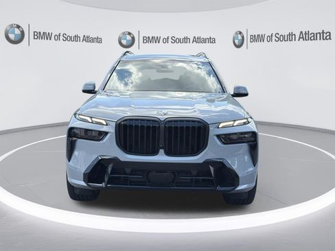 Used 2026 BMW X7 xDrive40i w/ M Sport Package AWD/4WD image 33