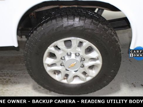 Used 2022 Chevrolet Silverado 2500 LT w/ Convenience Package image 11