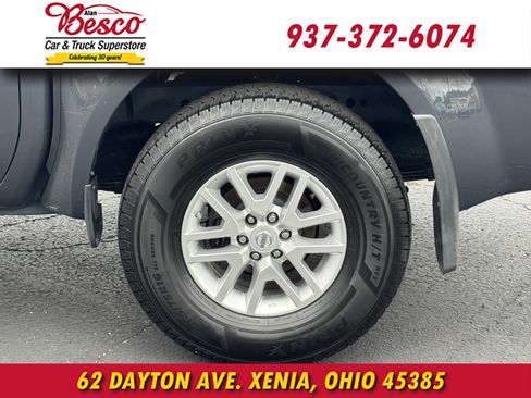 Used 2015 Nissan Frontier SV w/ SV Value Truck Package AWD/4WD image 7