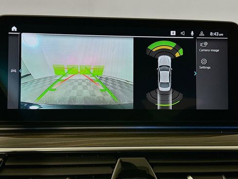 Used 2023 BMW 530e w/ Convenience Package image 14