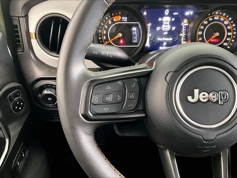 Used 2024 Jeep Wrangler Unlimited Sport AWD/4WD image 20