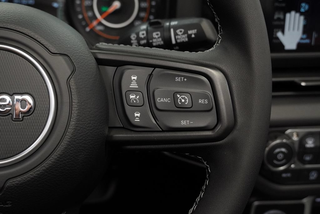 New 2026 Jeep Wrangler Unlimited Rubicon AWD/4WD image 27