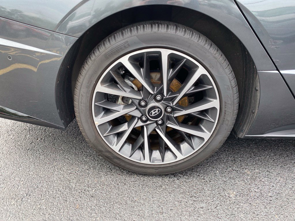 Certified 2023 Hyundai Sonata Limited FWD image 9