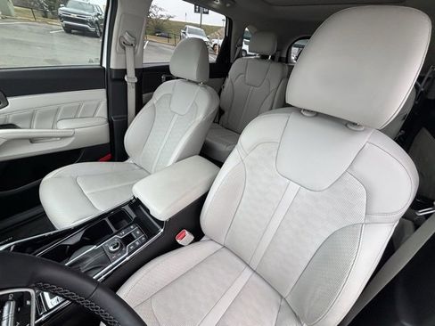 Used 2024 Kia Sorento SX image 4