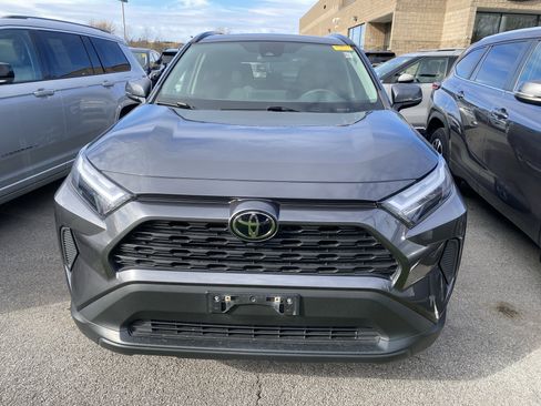 Used 2023 Toyota RAV4 XLE image 3