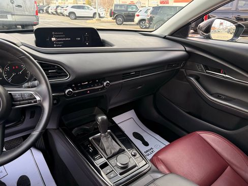 Used 2025 MAZDA CX-30 AWD 2.5 S w/ Preferred Package image 42