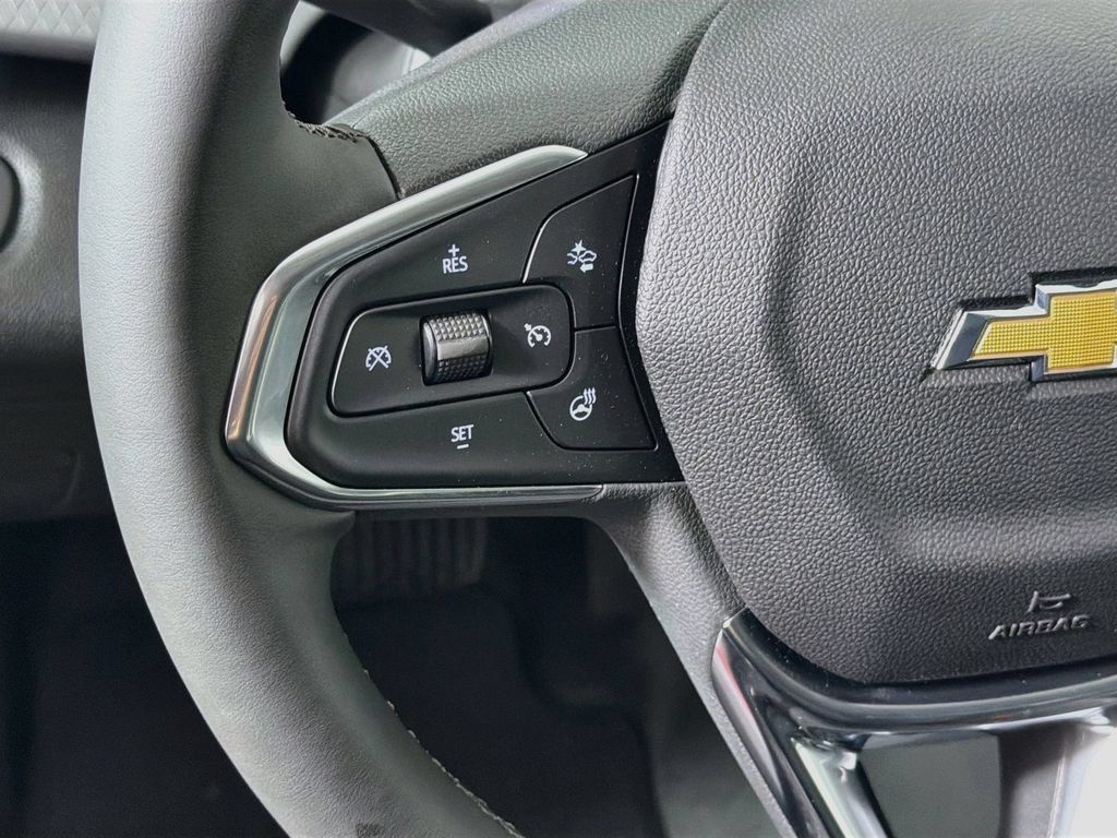 New 2026 Chevrolet Trax LT w/ Driver Confidence Package FWD image 10