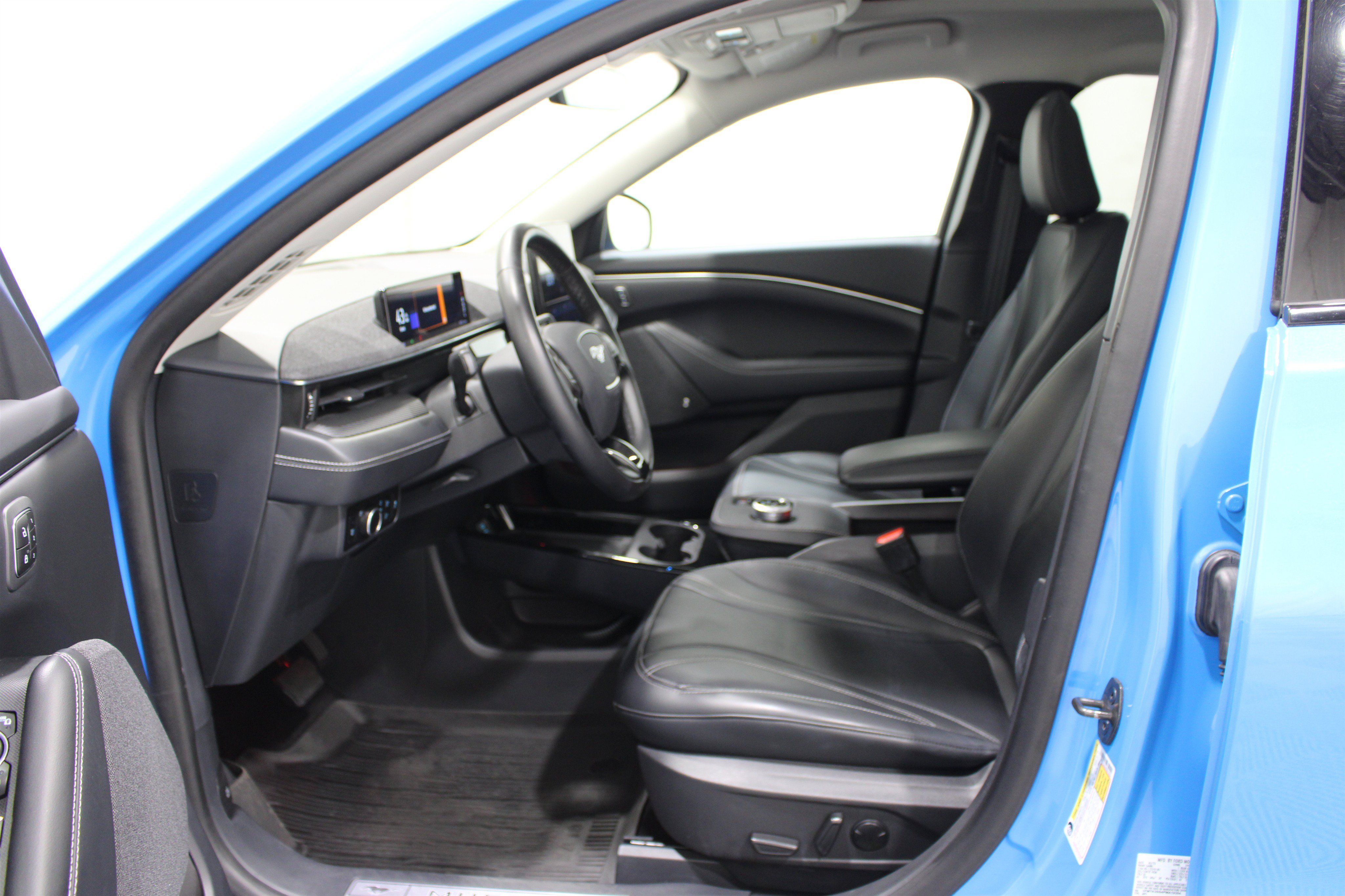Used 2023 Ford Mustang Mach-E Premium AWD/4WD image 3