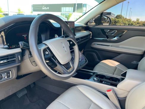 Used 2022 Lincoln Corsair Reserve image 9