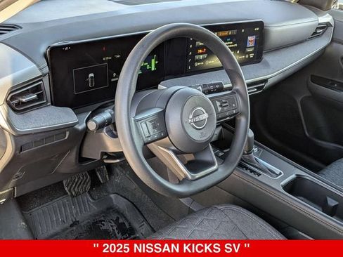 Certified 2025 Nissan Kicks SV w/ SV Premium Package AWD/4WD image 18