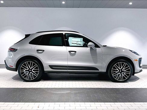 New 2026 Porsche Macan image 8