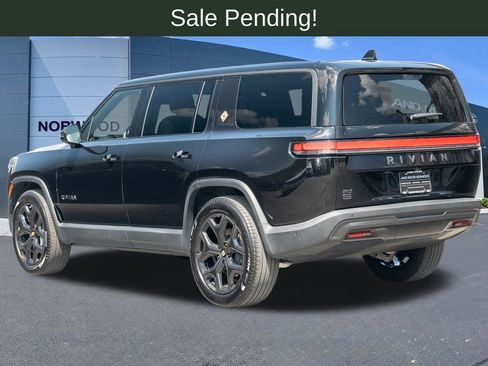 Used 2025 Rivian R1S Adventure AWD/4WD image 6