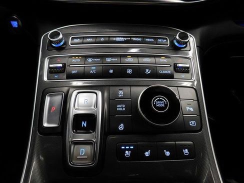 Used 2022 Hyundai Santa Fe Calligraphy image 33