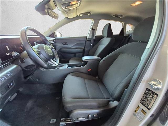 Used 2025 Hyundai Kona SEL FWD image 15